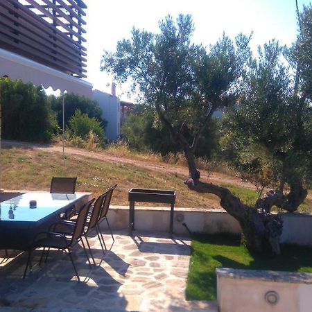 Maisonette Close To The Beach Nikiti  Exterior foto