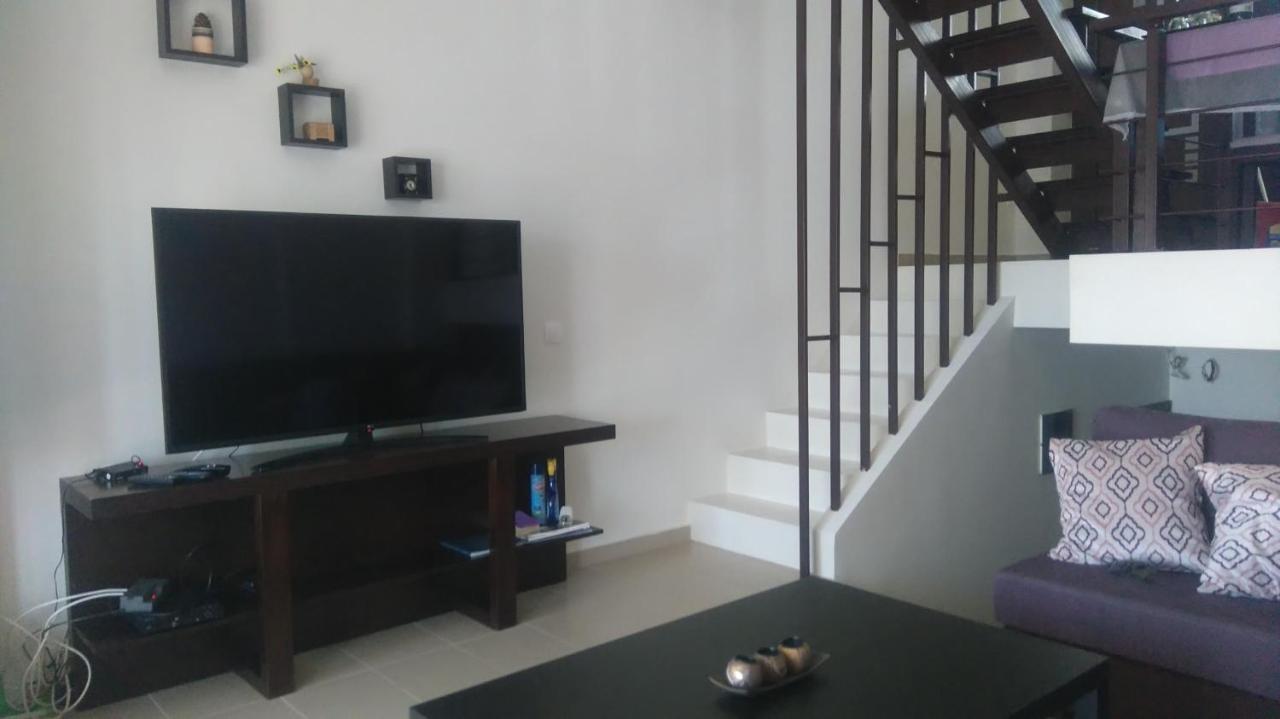 Maisonette Close To The Beach Nikiti  Exterior foto