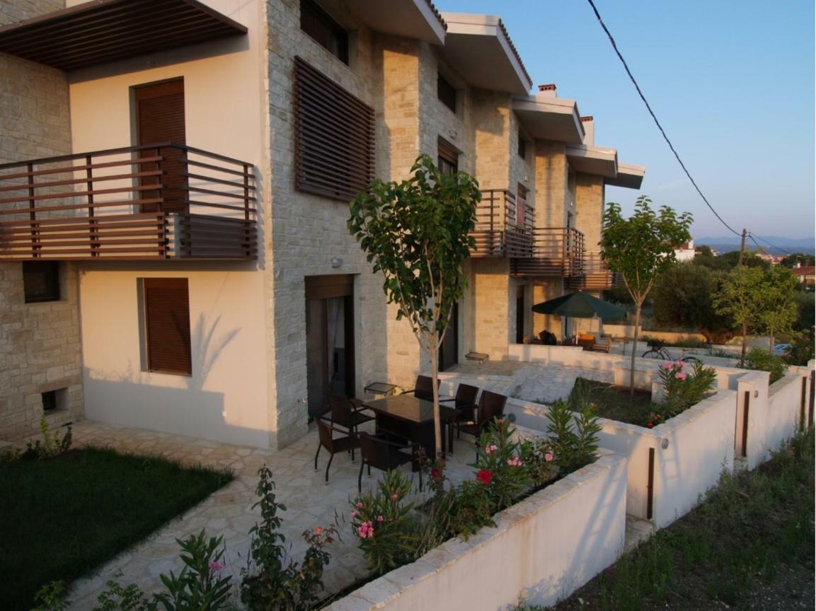 Maisonette Close To The Beach Nikiti  Exterior foto